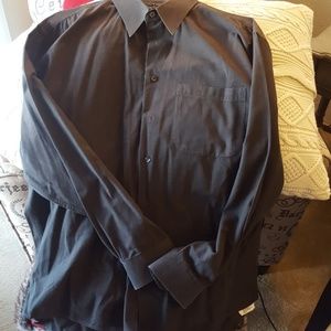 Men's long sleeve dress shirt